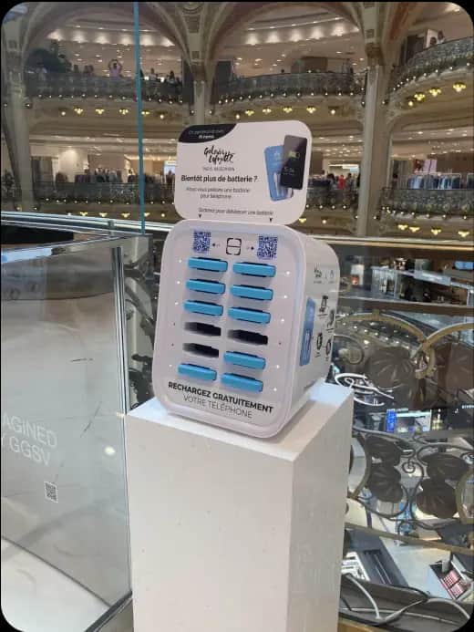 Installation NONO dans Galeries Lafayette